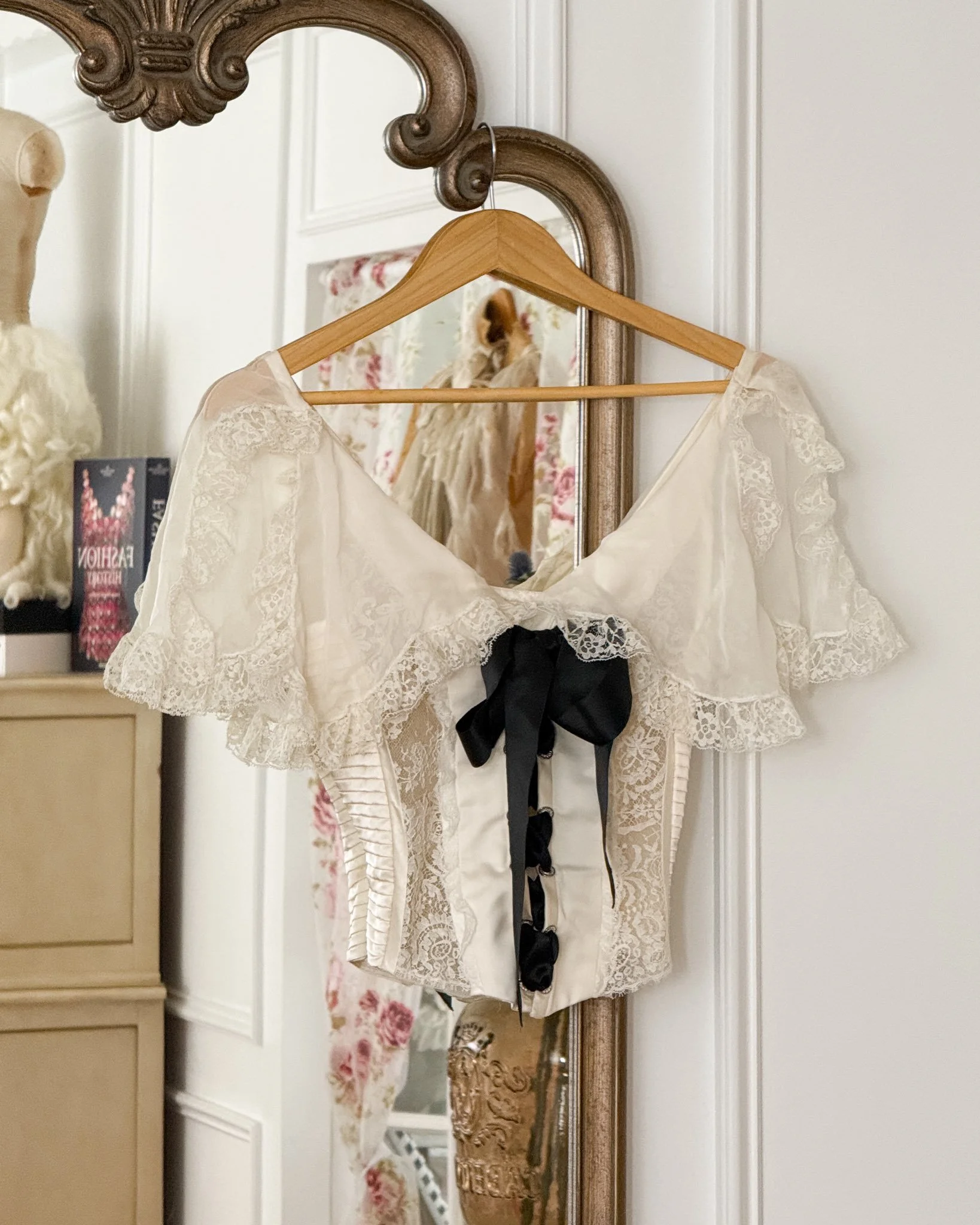 トップス SORIN Fur Ribbons Decorated Bustier Sorin Fur Ribbons Decorated Bustier Other